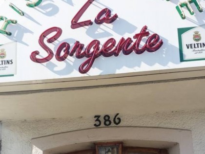 照片: La Sorgente